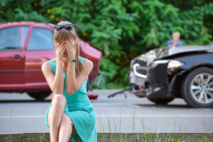 5 Critical Steps to Take Immediately Following a Car Accident in Houston
